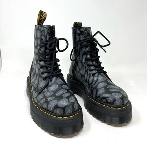 New Dr Martens JADON platform boots printed grey black size 7